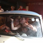 Gaffe au lama Micheline!