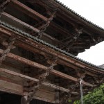 La porte menant au Todai-ji